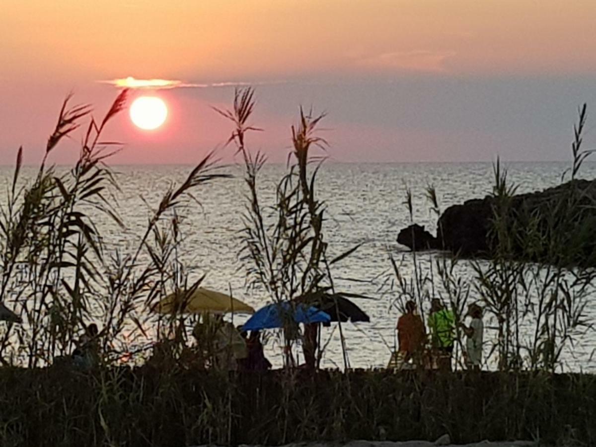Apulia Beach Leporano Exteriér fotografie
